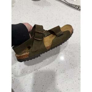 Woodstock green suede sandal NWT size 40